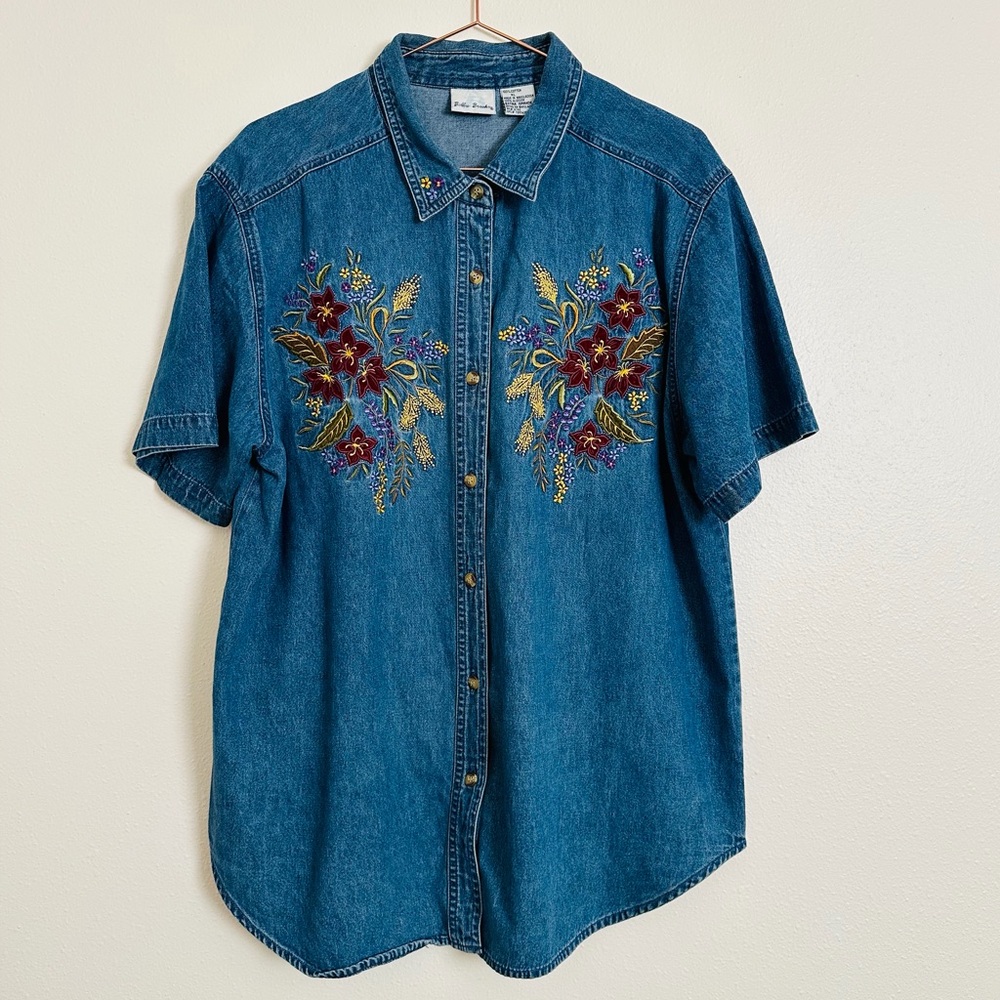 Bobbie Brooks Vintage Denim Shirt Floral Embroidered Short Sleeve Button Down - Picture 4 of 10